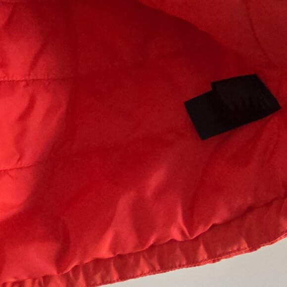 THE NORTH FACE | Women's Venture 2 Jacket in a coral or red color sz XS - Picture 7 of 7